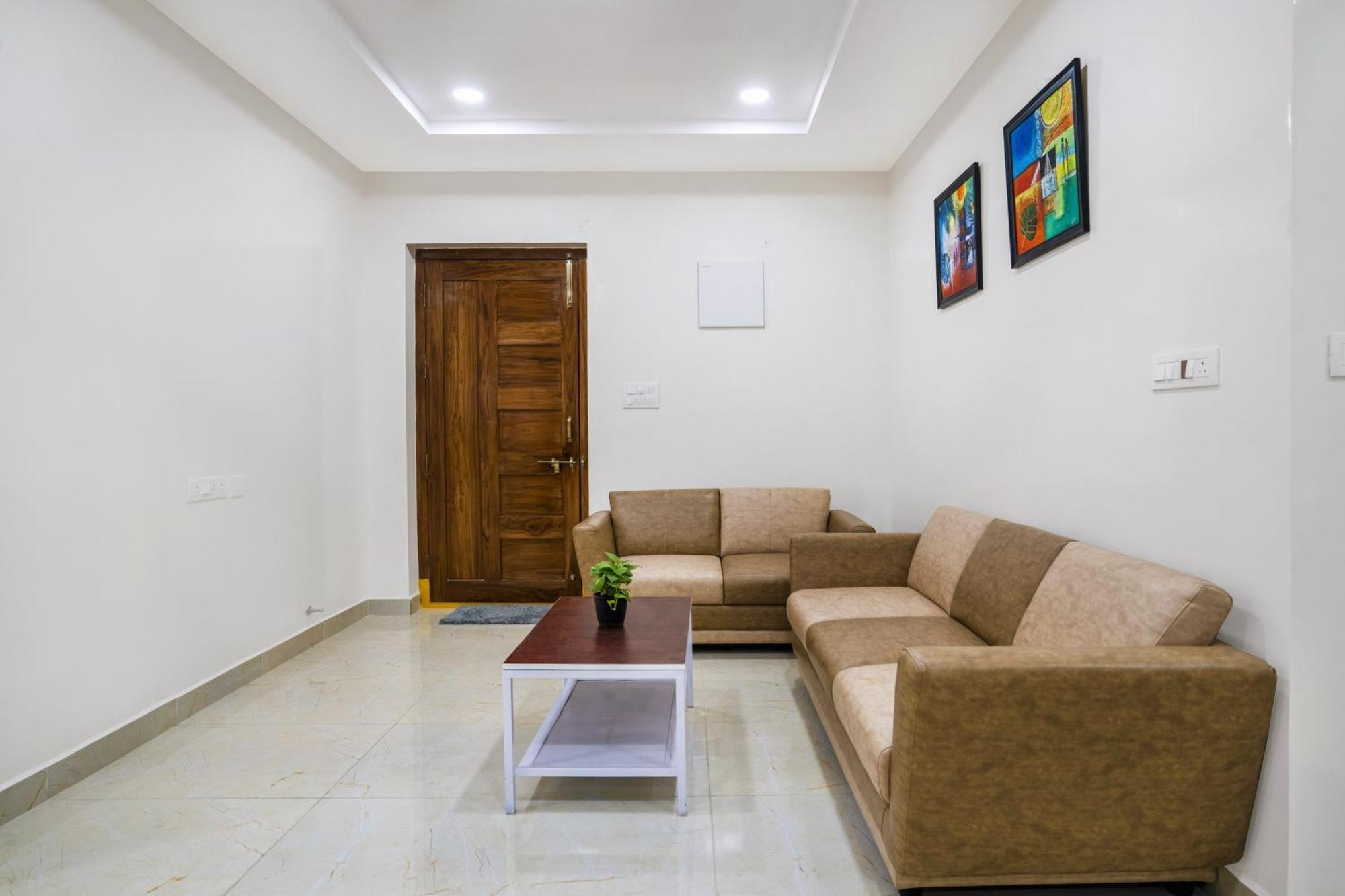 The Balcony Suites Hyderabad Exterior foto