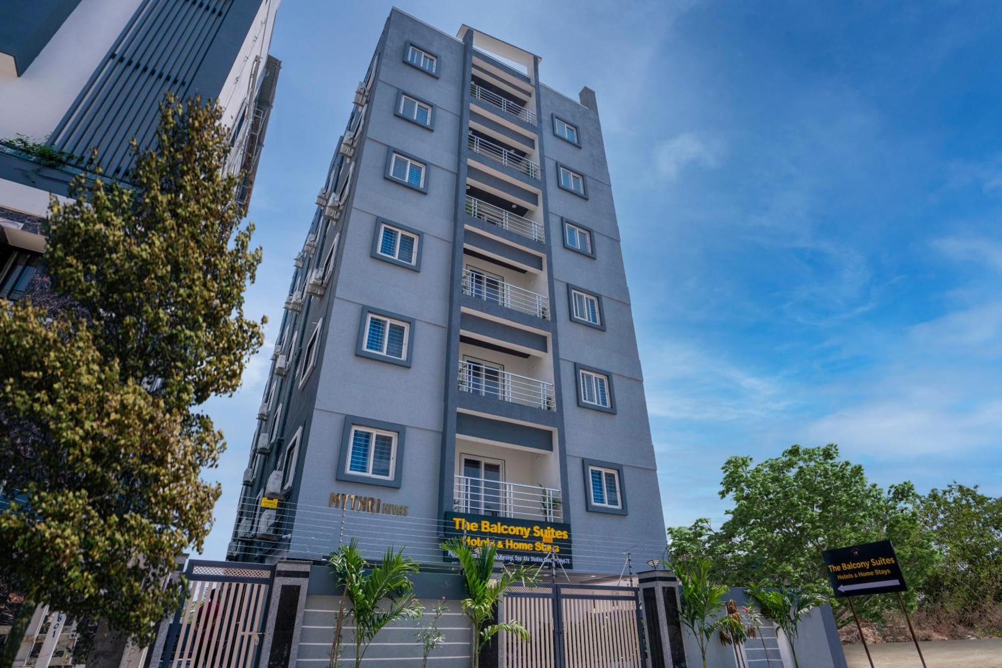 The Balcony Suites Hyderabad Exterior foto